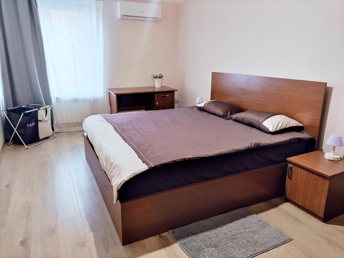 Renovated 1 Bedroom With King Size Bed In Kentron Jereván Kültér fotó